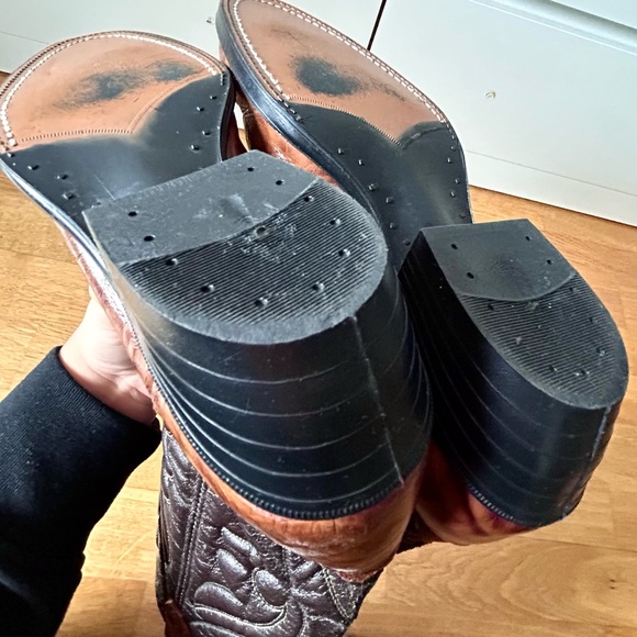 Vintage Brown & Tan Leather Cowboy Boots - Picture 5 of 10